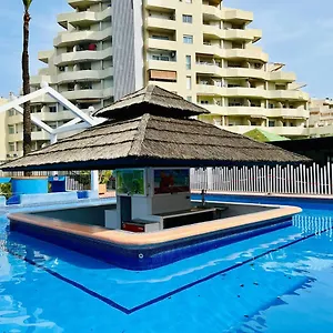 https://benal-beach-benalmdena-costa-del-sol.1costadelsol.com